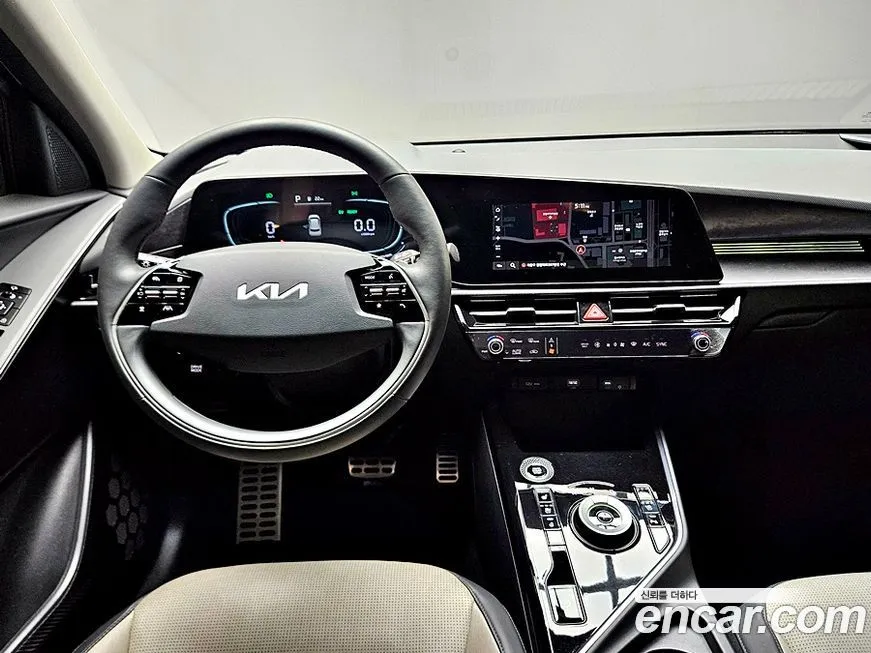 Kia Niro — фото 6