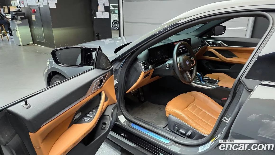 BMW i4 — фото 6
