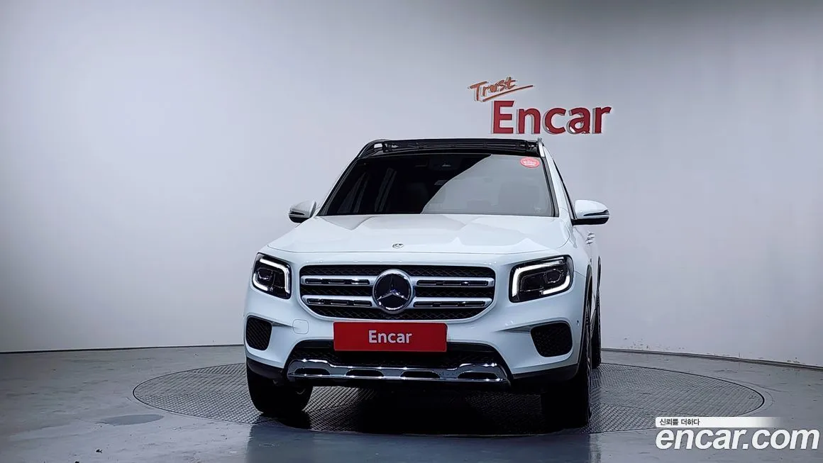 Mercedes-Benz GLB-Class — фото 2