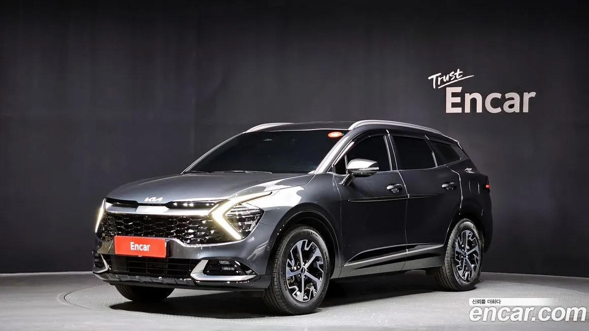 Kia Sportage — фото 1