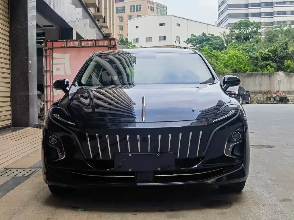 Hongqi E-QM5 — фото 5