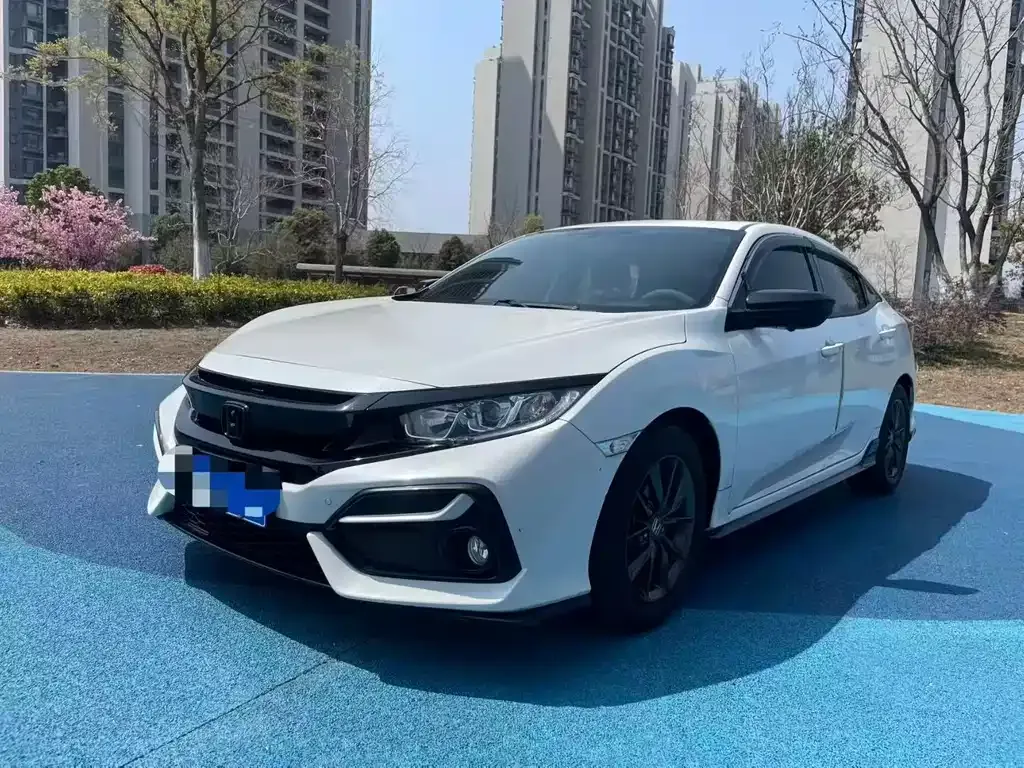 Honda Civic — фото 1
