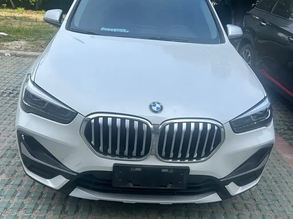 BMW X1 — фото 2