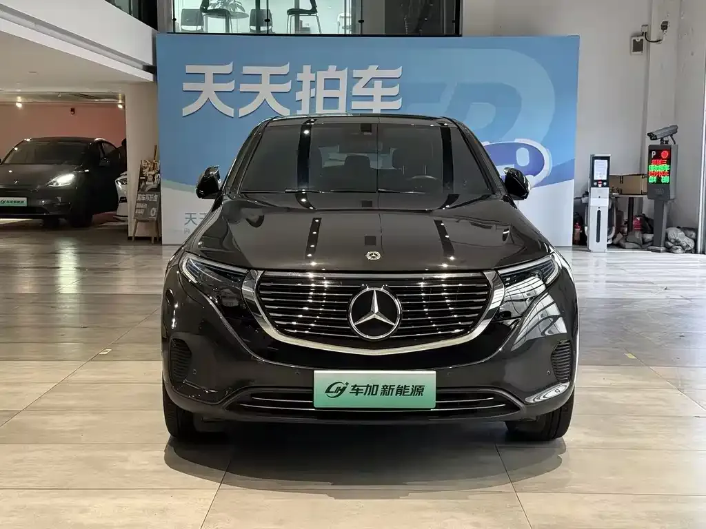 Mercedes-Benz EQC — фото 2