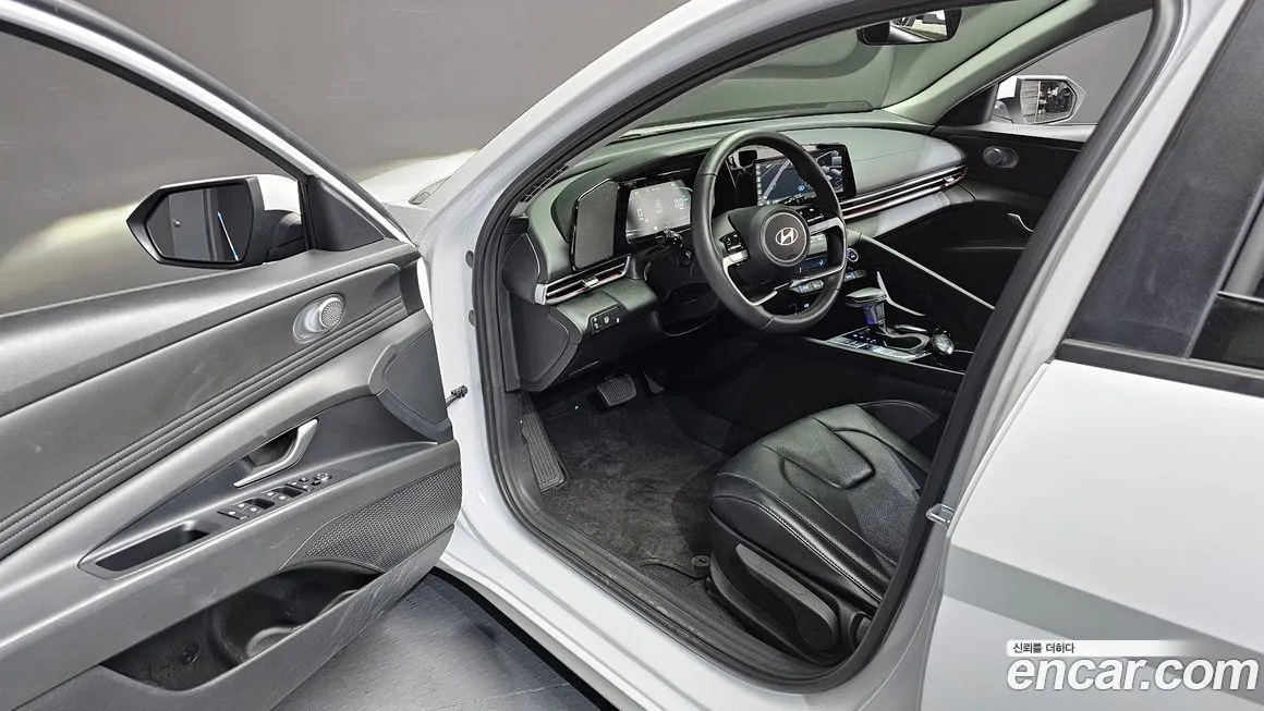 Hyundai AVANTE — фото 9
