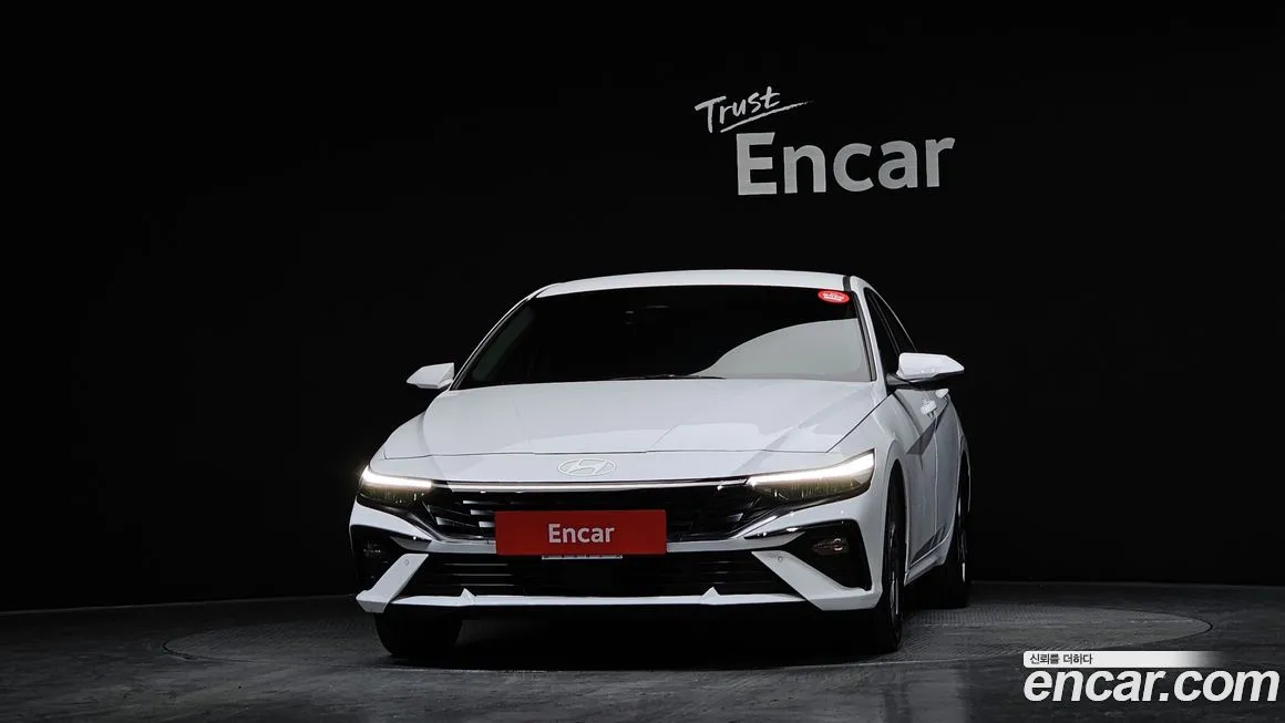 Hyundai AVANTE — фото 2