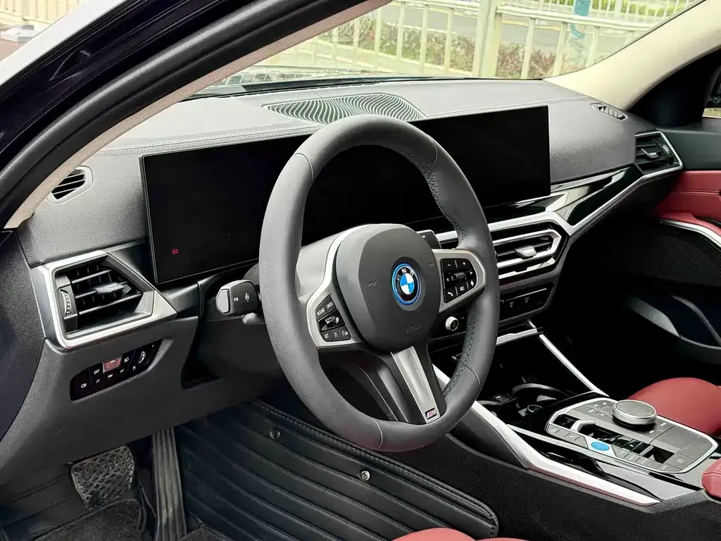 BMW i3 — фото 7