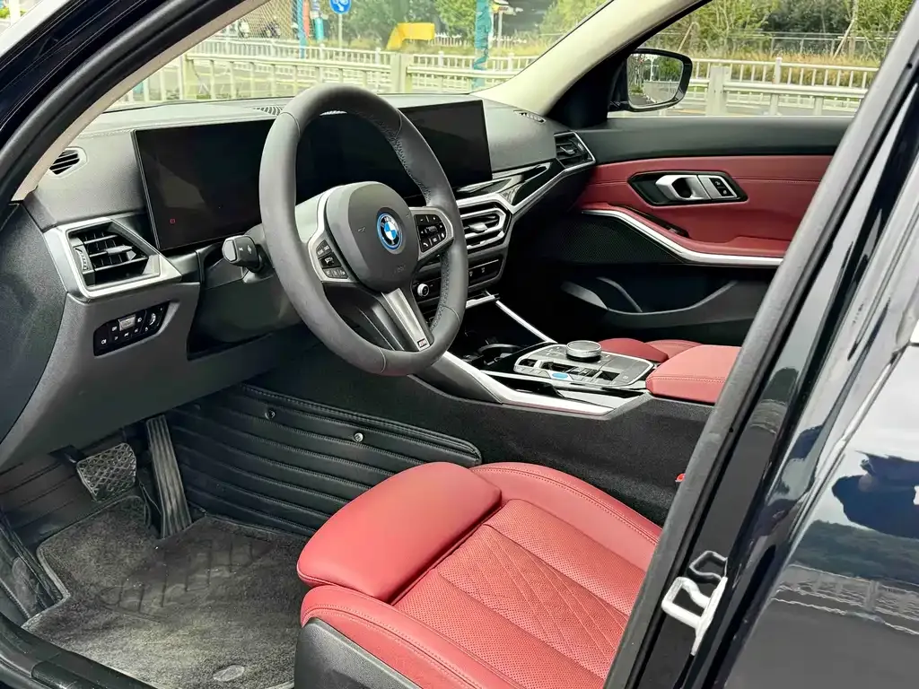 BMW i3 — фото 9