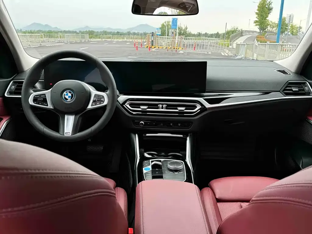 BMW i3 — фото 3