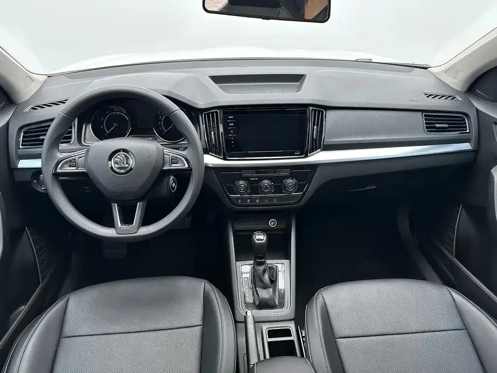 Skoda Kamiq — фото 10