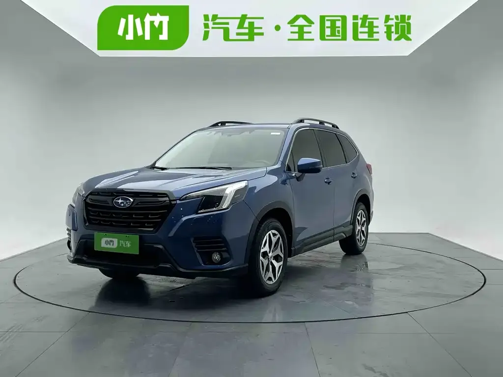 Subaru Forester — фото 1