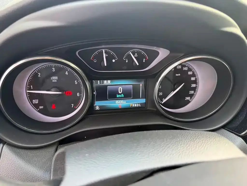 Buick Envision Plus — фото 3