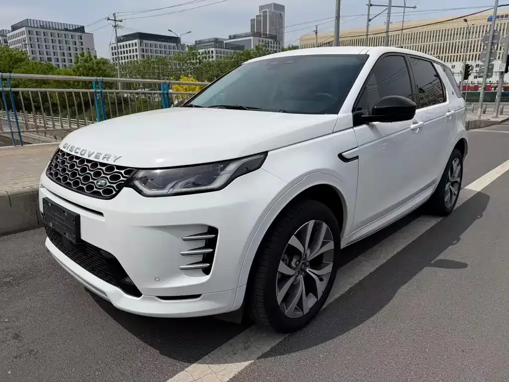 Land Rover Discovery Sport — фото 1
