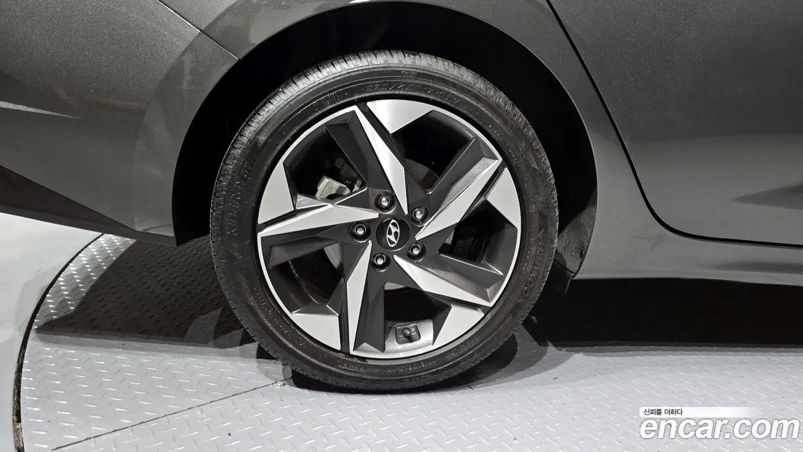 Hyundai AVANTE — фото 9