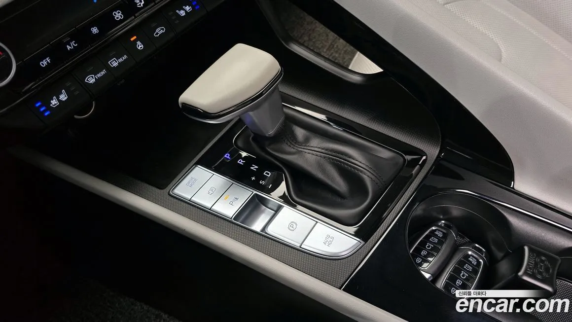 Hyundai AVANTE — фото 7