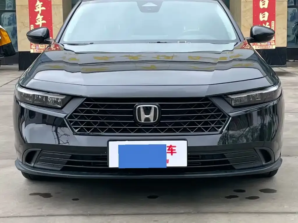 Honda Accord — фото 1