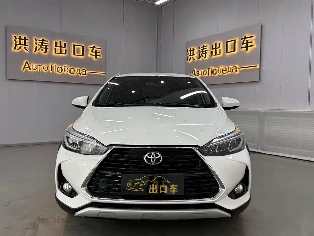 Toyota Yaris L — фото 9
