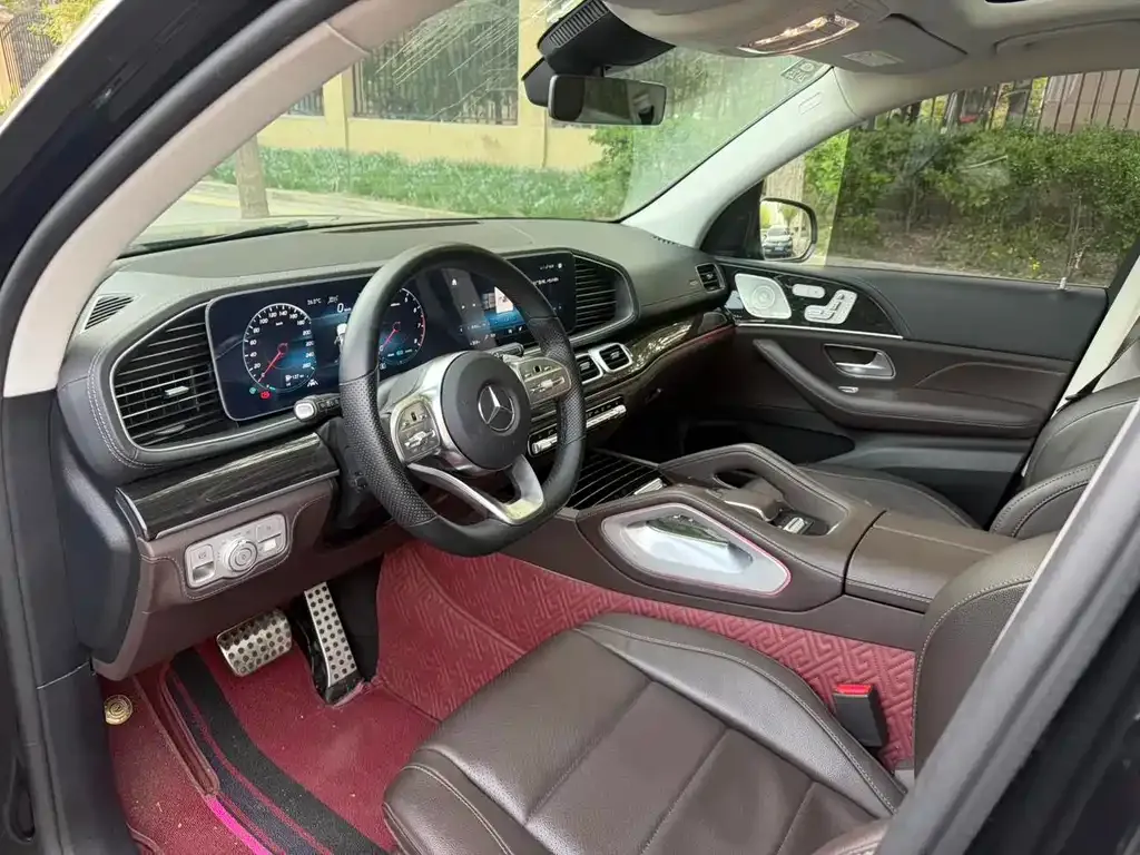 Mercedes-Benz GLS — фото 2