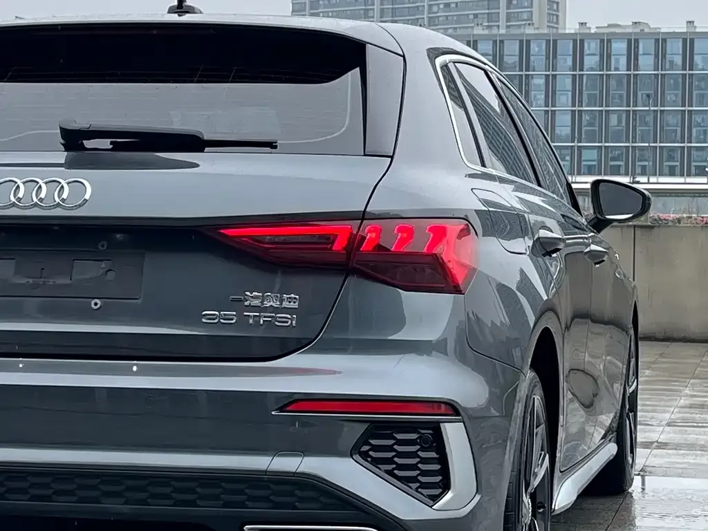 Audi A3 — фото 2