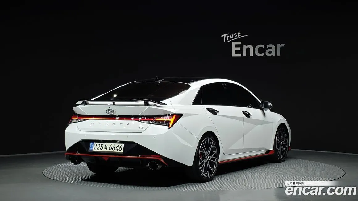 Hyundai AVANTE — фото 2