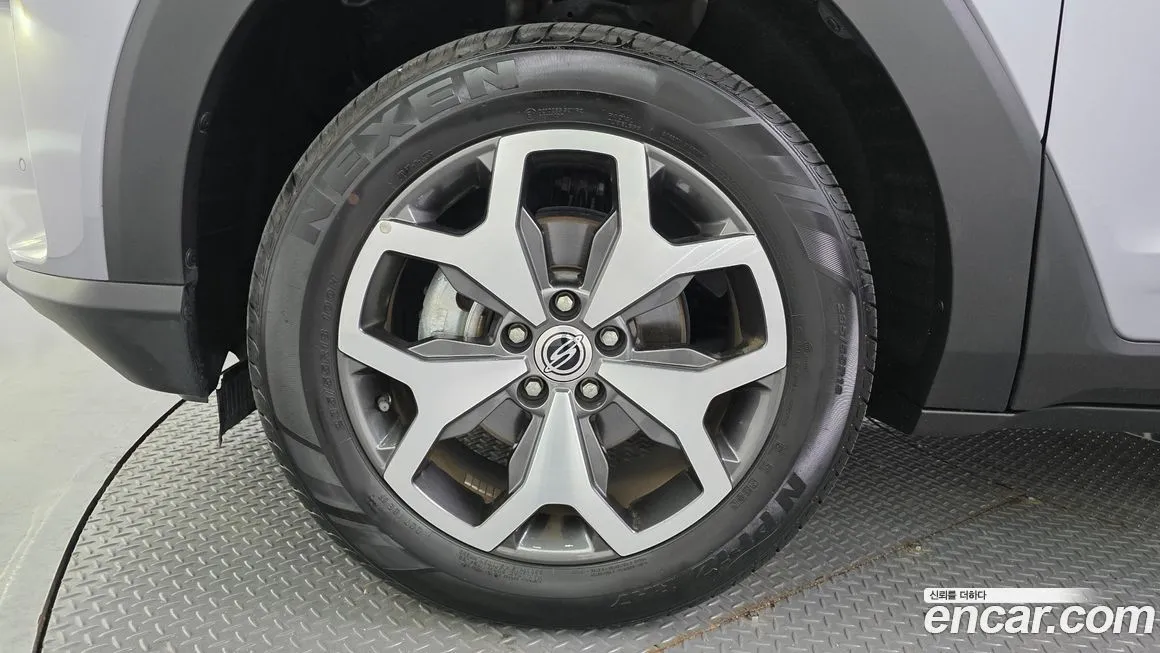 KG Mobility (Ssangyong) Torres — фото 10