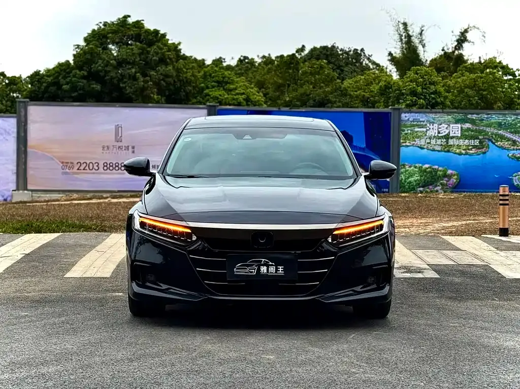 Honda Accord — фото 3