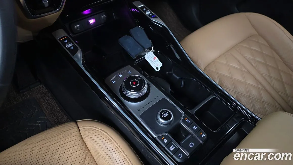 Kia Sorento — фото 5