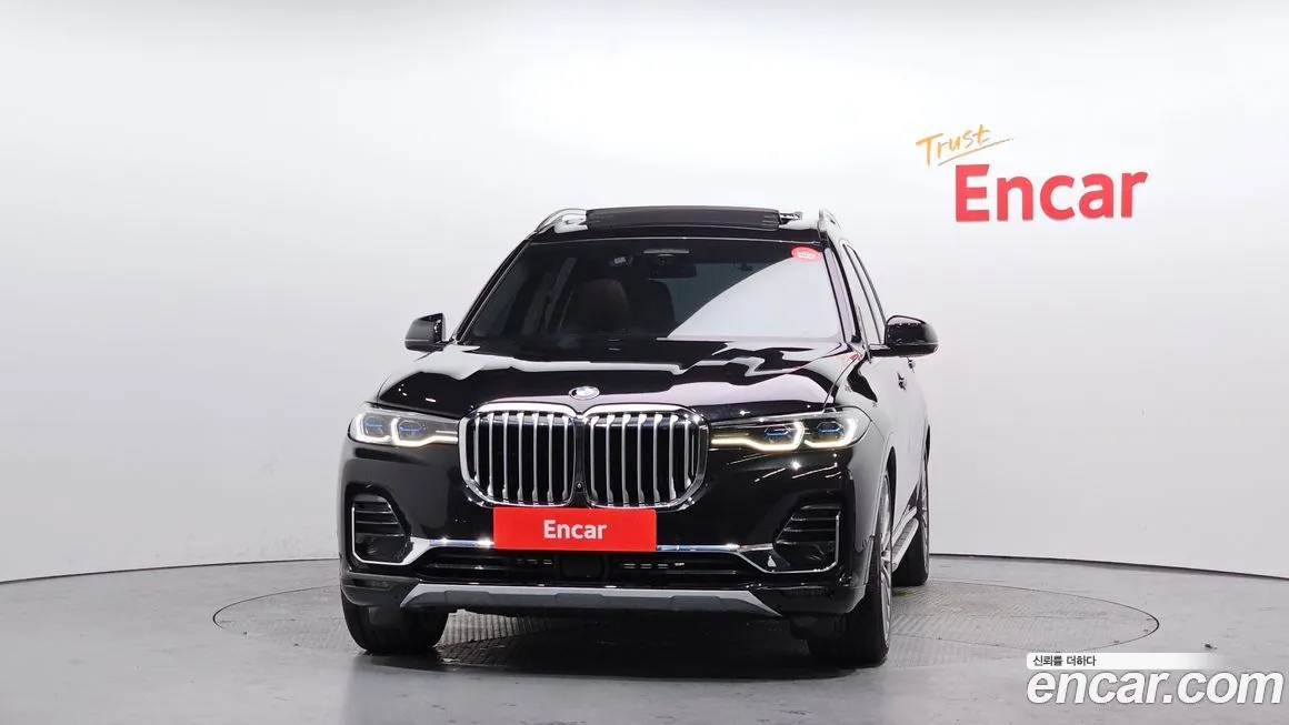 BMW X7 — фото 2