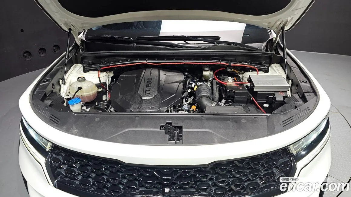 Kia Sorento — фото 6