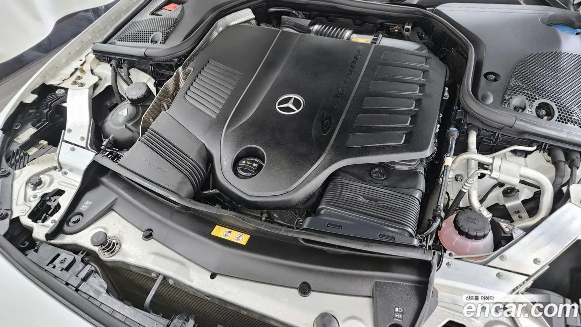 Mercedes-Benz CLS-Class — фото 10