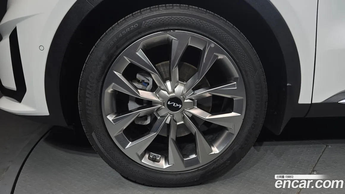 Kia Sorento — фото 3