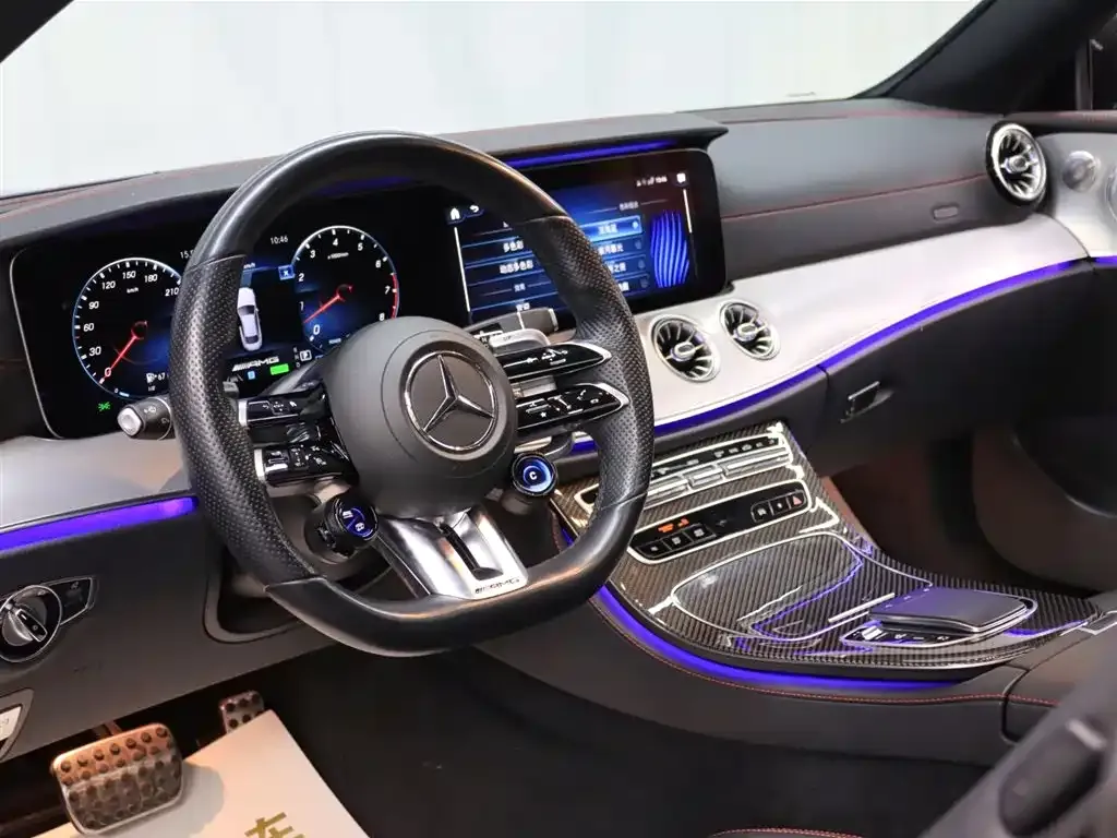 Mercedes-Benz E-Class AMG — фото 9