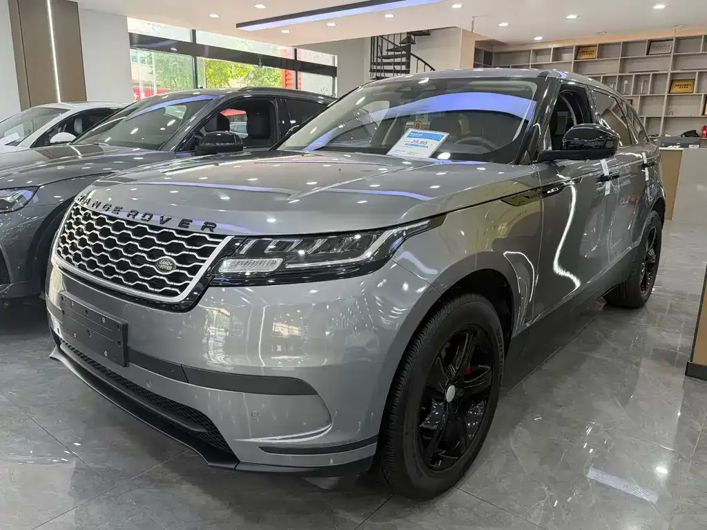 Land Rover Velar — фото 1