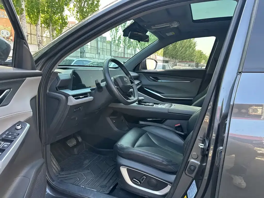 Changan CS75PLUS — фото 3
