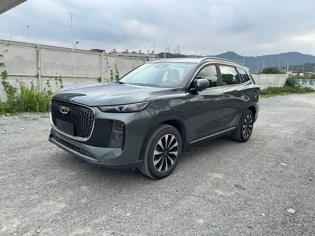 Chery Tiggo 8 PLUS — фото 1