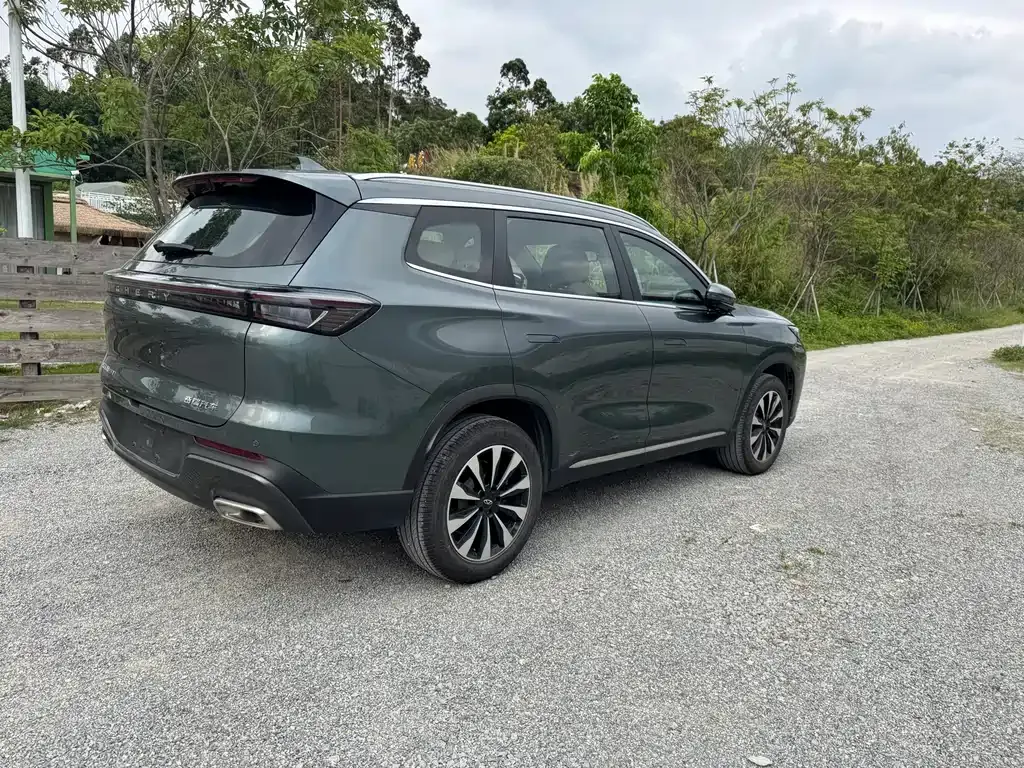 Chery Tiggo 8 PLUS — фото 6