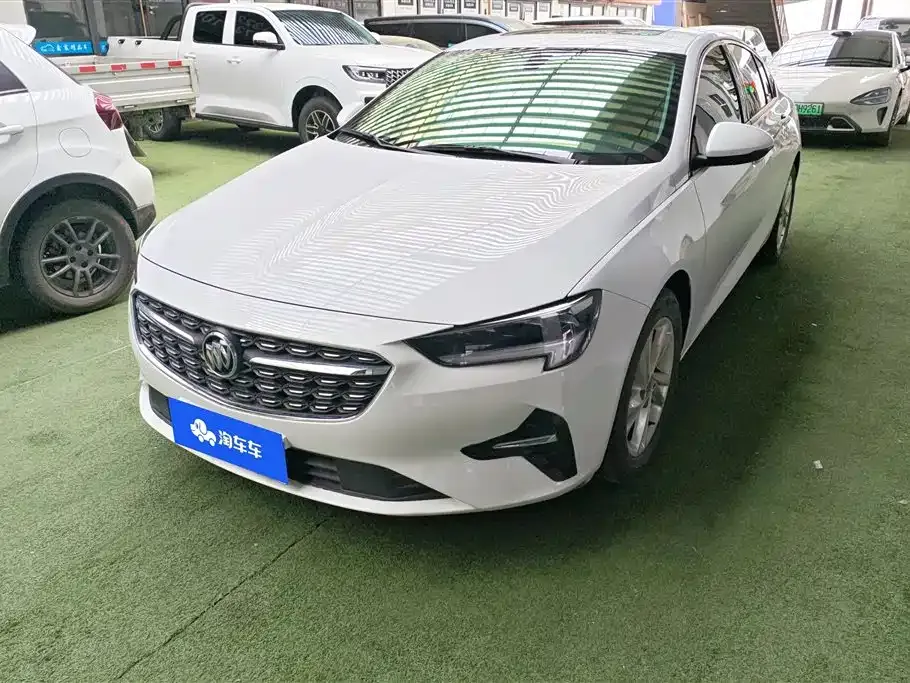 Buick Regal — фото 1