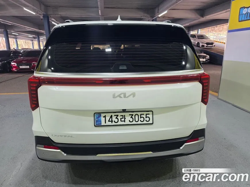Kia Carnival — фото 4