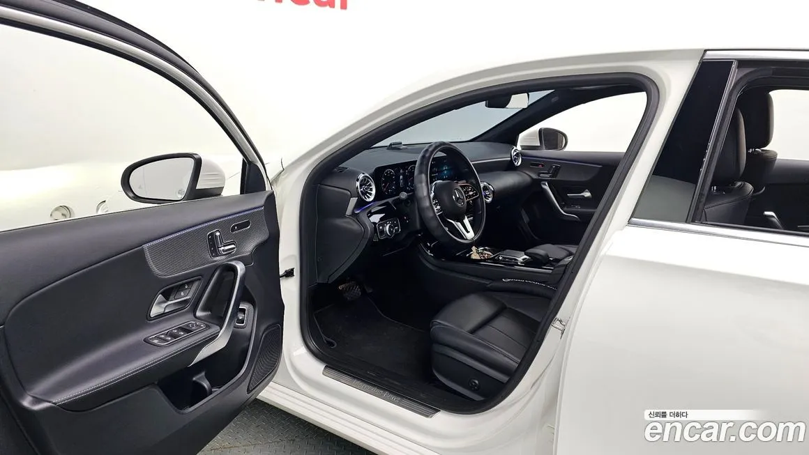 Mercedes-Benz A-Class — фото 10