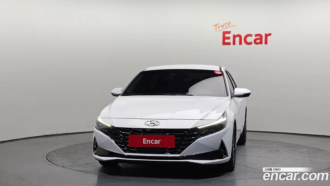 Hyundai AVANTE — фото 2
