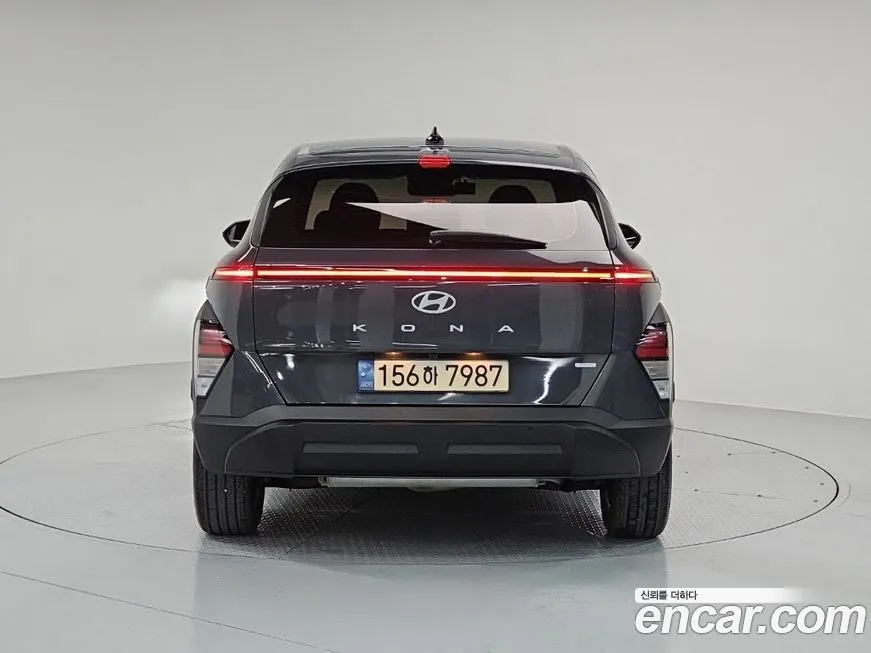 Hyundai Kona — фото 2