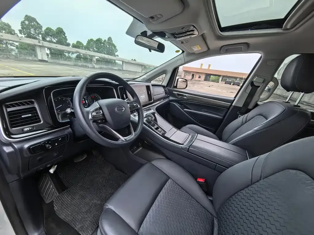 GAC Motor Trumpchi M8 — фото 10