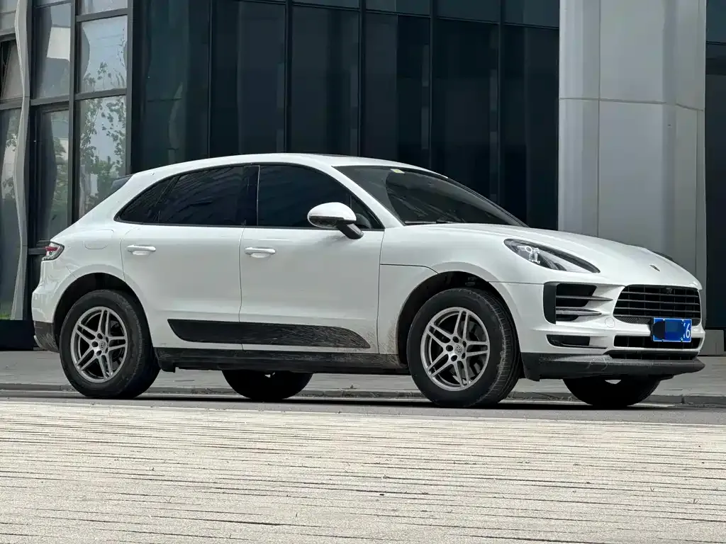 Porsche Macan — фото 5