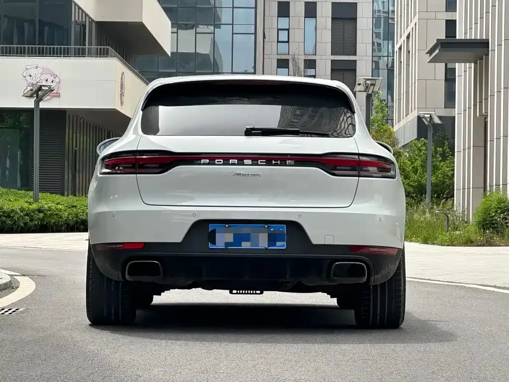 Porsche Macan — фото 9