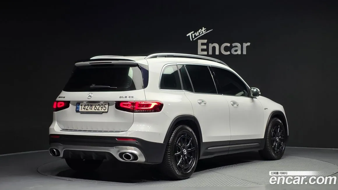 Mercedes-Benz GLB-Class — фото 2