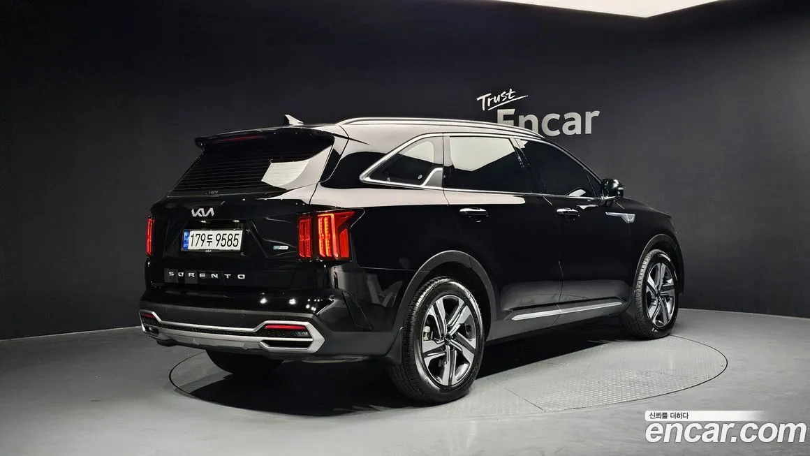 Kia Sorento — фото 5