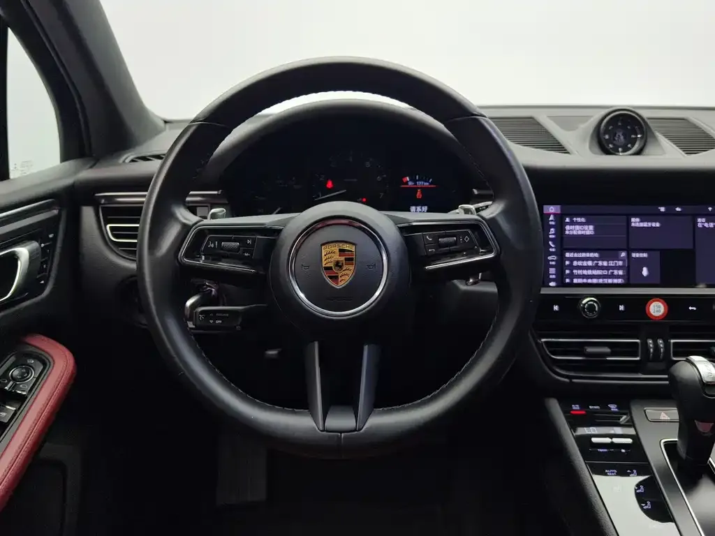 Porsche Macan — фото 4