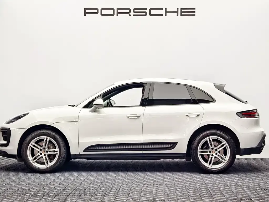 Porsche Macan — фото 6