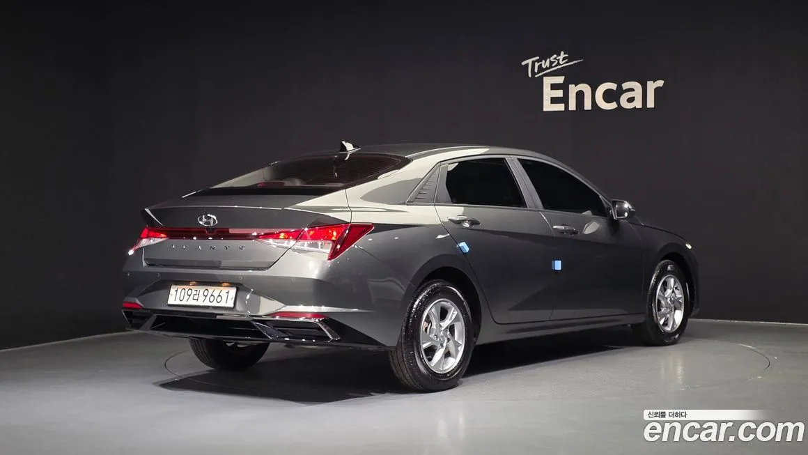 Hyundai AVANTE — фото 4
