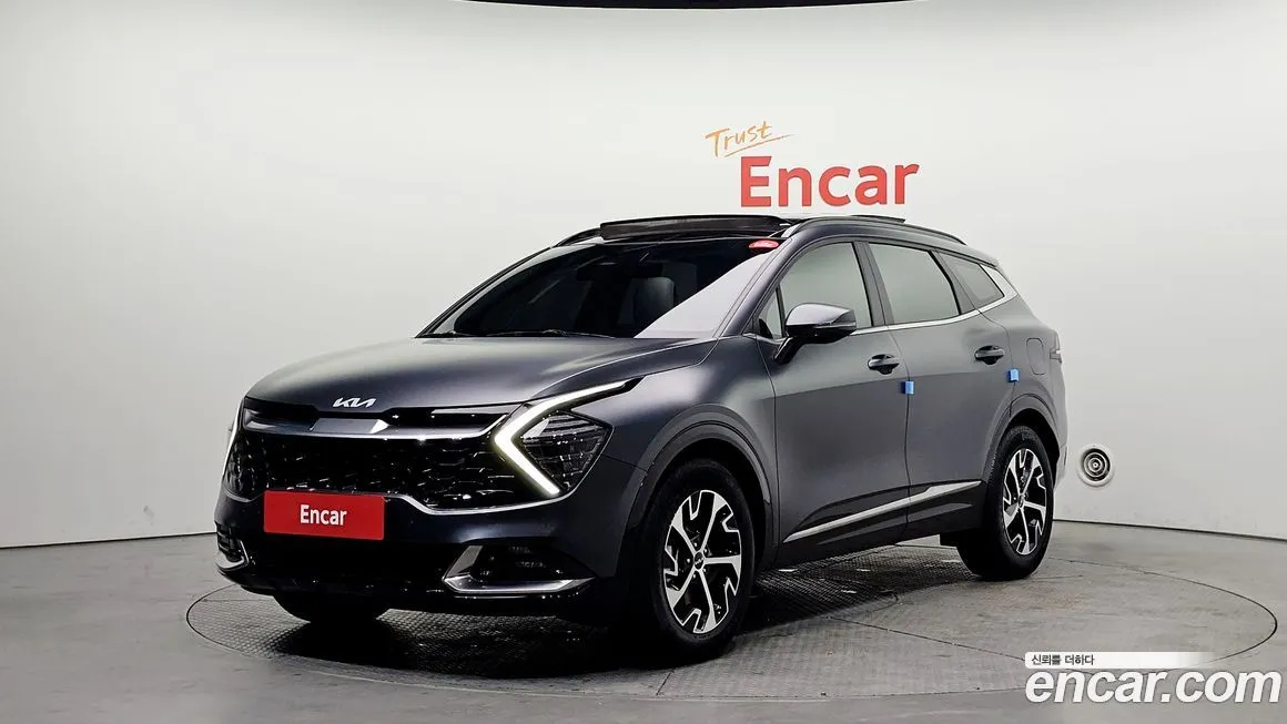 Kia Sportage — фото 1